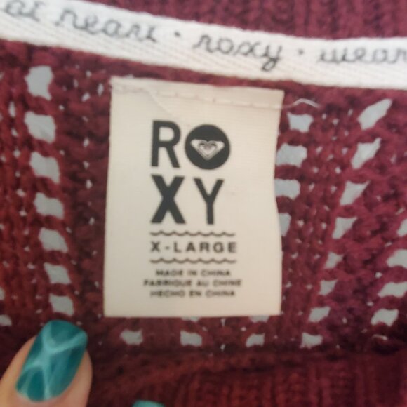 Knit Hi-Lo Sweater - Picture 3 of 7